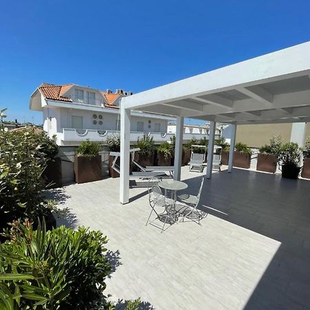 Casa Plauto Attico Senza Cucina Without Kichen Apartment Bellaria-Igea Marina Exterior photo