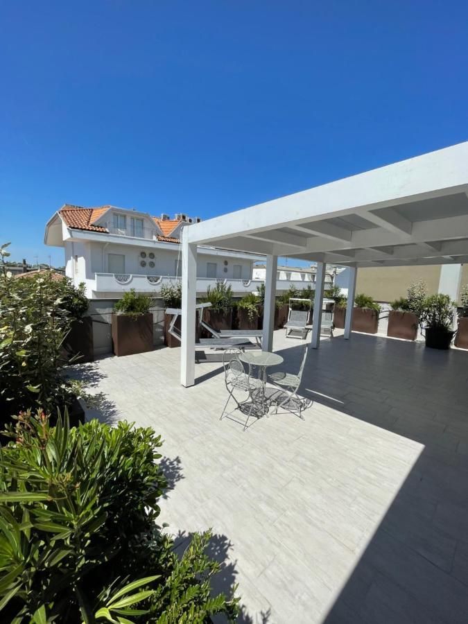 Casa Plauto Attico Senza Cucina Without Kichen Apartment Bellaria-Igea Marina Exterior photo